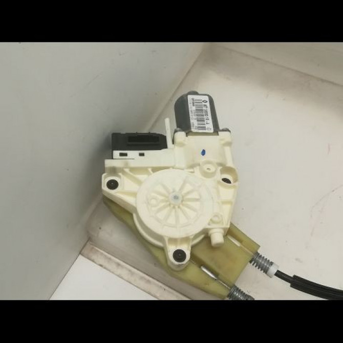 Mecanisme+moteur leve-glace ard occasion RENAULT LAGUNA III Phase 1 10-2007->10-2010 1.5 DCI 827000001R 2