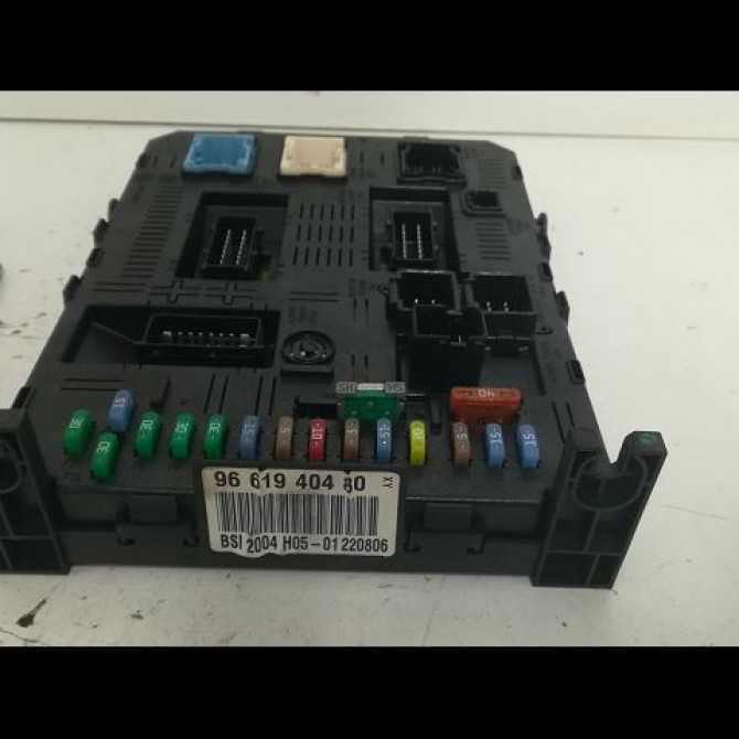 Calculateur moteur occasion PEUGEOT 307 Phase 2 06-2005->03-2008 1.6 HDI 16v 90ch 1940JK 2