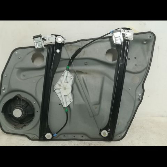 Mecanisme+moteur leve-glace avg occasion MERCEDES CLASSE B I Phase 2 04-2008->09-2011 B 200 CDI 2
