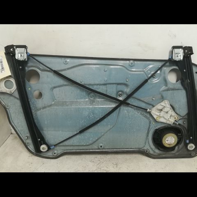 Mecanisme + moteur lève-glace avant droit occasion SEAT IBIZA III Phase 2 03-2006->06-2009 1.2i 70ch 6L3837462 2