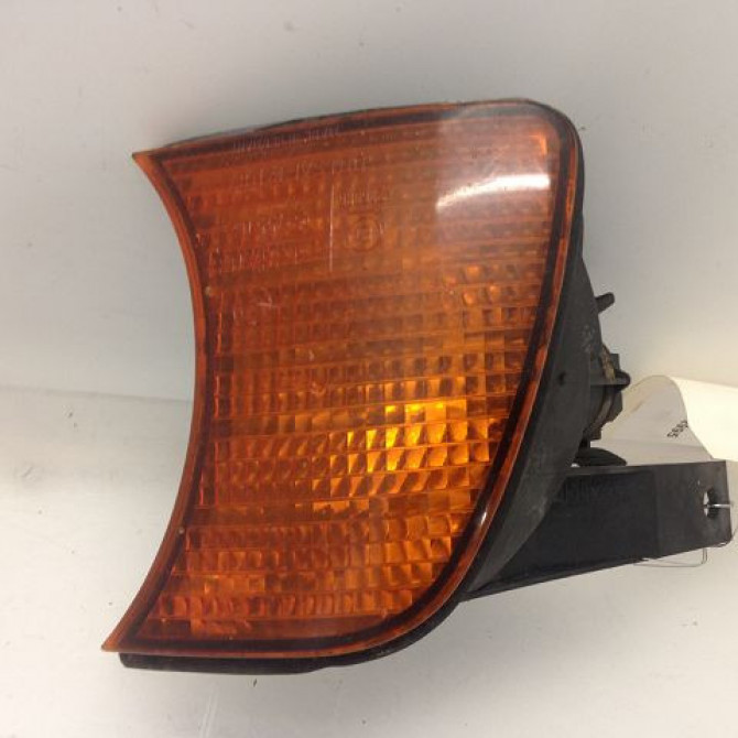 Clignotant droit occasion B.M.W. SERIE 5 III Phase 1 02-1988->06-1994 525 TDS 1