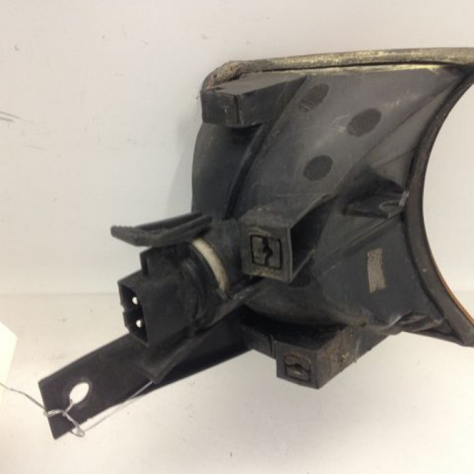 Clignotant droit occasion B.M.W. SERIE 5 III Phase 1 02-1988->06-1994 525 TDS 2