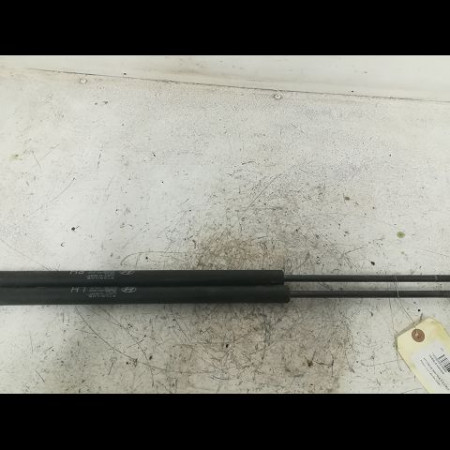 Verin droit hayon occasion HYUNDAI MATRIX Phase 1 09-2001->09-2009 1.5 CRDI 110ch