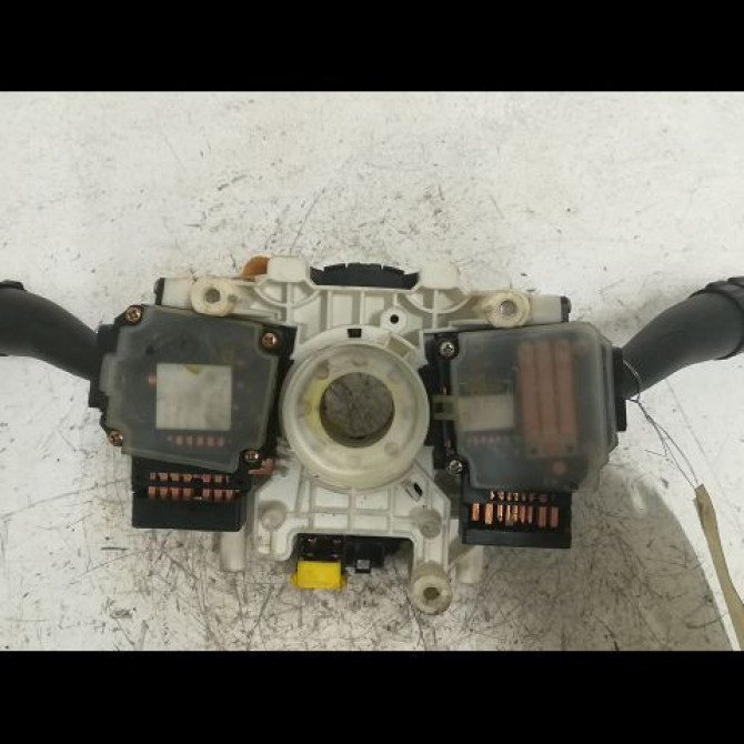 Bloc commodos occasion HYUNDAI MATRIX Phase 1 09-2001->09-2009 1.5 CRDI 110ch 4