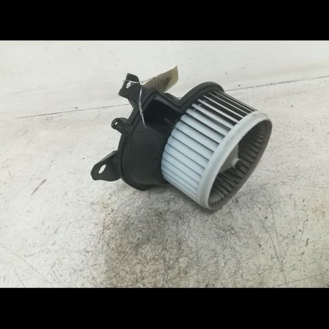 Ventilateur de chauffage occasion PEUGEOT BIPPER Phase 1 03-2008->... 1.4 HDI 70ch 1611726380 1