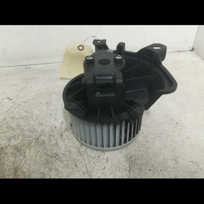 Ventilateur de chauffage occasion PEUGEOT BIPPER Phase 1 03-2008->... 1.4 HDI 70ch 1611726380 2