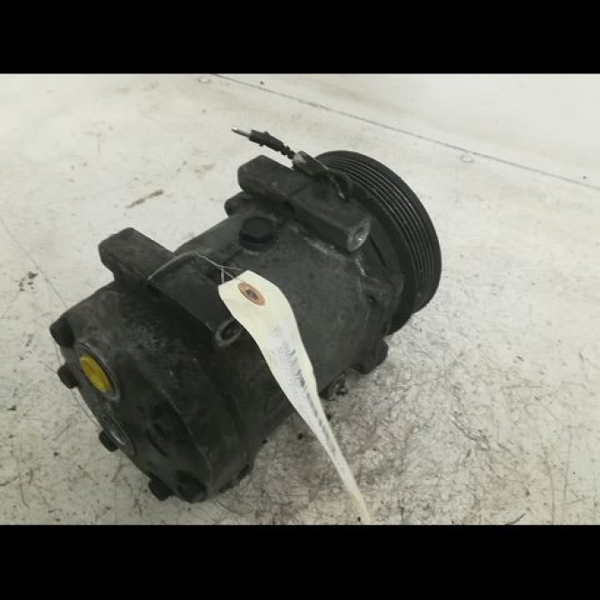 Compresseur air conditionne occasion RENAULT ESPACE III Phase 1 12-1996->09-2002 2.2 DT 7701499839 2