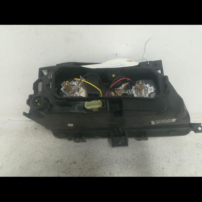 Phare gauche occasion CITROEN XANTIA Phase 2 12-1997->06-2001 2.0i 130ch 6204R9 2