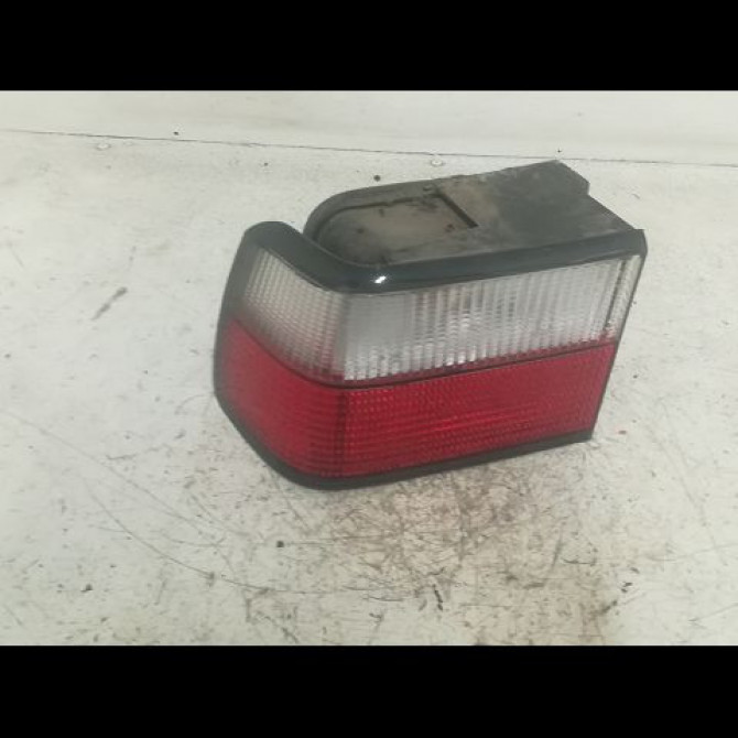 Feu arrière gauche occasion CITROEN XANTIA Phase 2 12-1997->06-2001 2.0i 130ch 6350K0 1