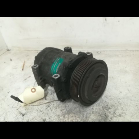 Compresseur air conditionne occasion RENAULT ESPACE III Phase 1 12-1996->09-2002 2.2 DT 7701499839