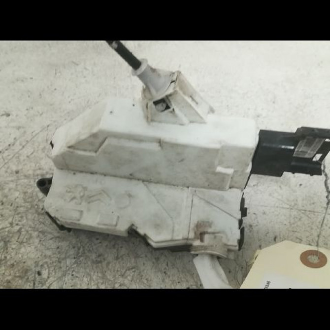 Serrure porte avd occasion PEUGEOT 308 I Phase 1 09-2007->03-2011 1.6 HDI 16v 110ch 9800616580 3