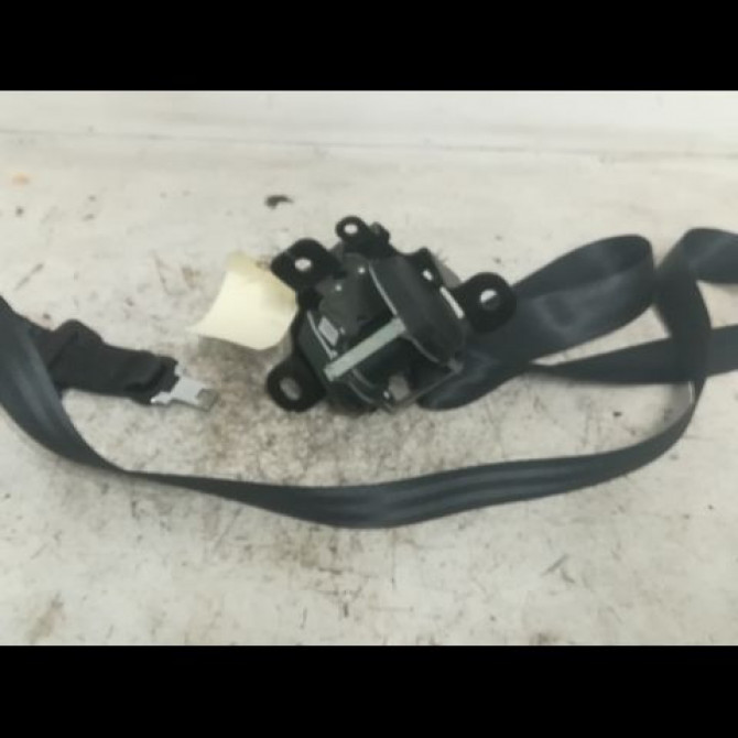 Ceinture arrière centrale occasion NISSAN QASHQAI I Phase 2 03-2010->04-2014 1.5 DCI 110ch 88854JD000 1