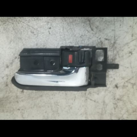 Poignee int porte ard occasion TOYOTA AVENSIS II Phase 2 BREAK 08-2006->11-2009 2.0 D-4D 126ch 6920505040B0