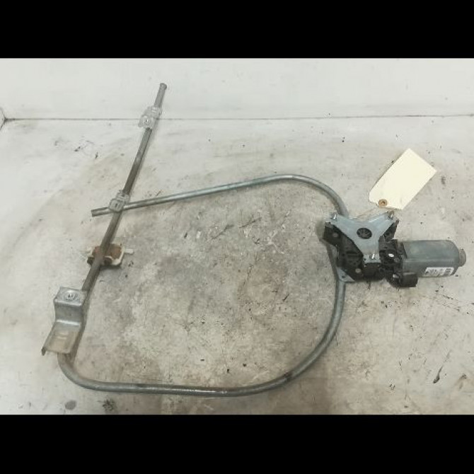 Mecanisme+moteur leve-glace avg occasion RENAULT CLIO I Phase 3 03-1996->08-1998 1.9 D 55ch 7700802026 1