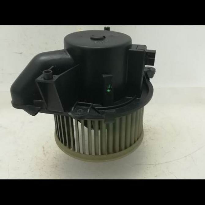 Ventilateur de chauffage occasion FIAT PUNTO II Phase 1 10-1999->05-2003 60 46770817 2