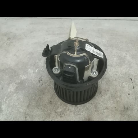 Ventilateur de chauffage occasion PEUGEOT 308 I Phase 1 09-2007->03-2011 1.6 HDI 16v 90ch 6441Z7