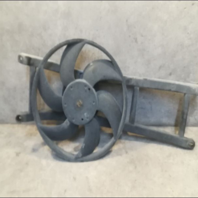 Ventilateur de refroidissement occasion FIAT PANDA II Phase 1 09-2003->12-2012 1.1i 51848272 1