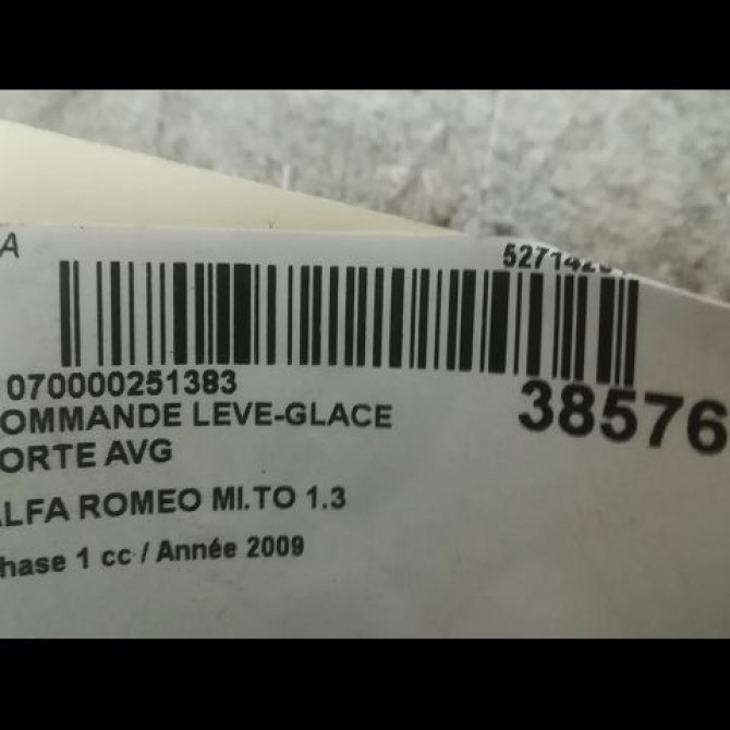 Commande lève-glace porte avant gauche occasion ALFA ROMEO MI.TO MI.TO Phase 1 2008-09-01->2016-12-31 1.3 JTDM 85ch 156085170 3