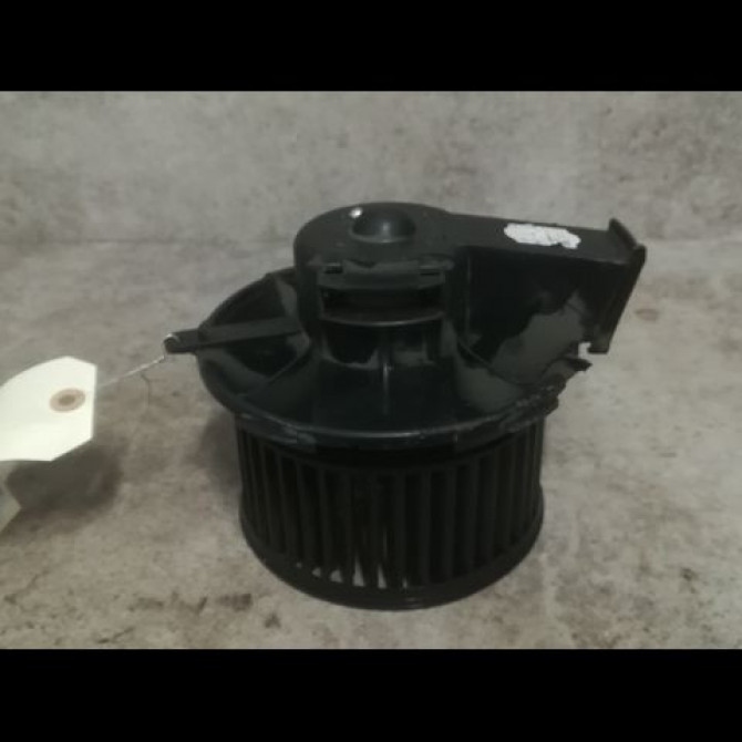 Ventilateur de chauffage occasion PEUGEOT 206 Phase 2 02-2003->02-2009 1.4i 75ch 6441J8 1