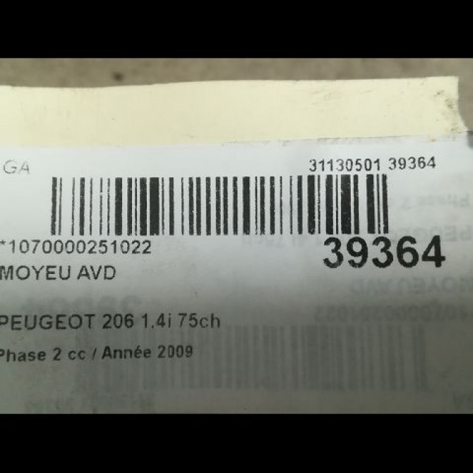 Moyeu avd occasion PEUGEOT 206 Phase 2 02-2003->02-2009 1.4i 75ch 335032 3
