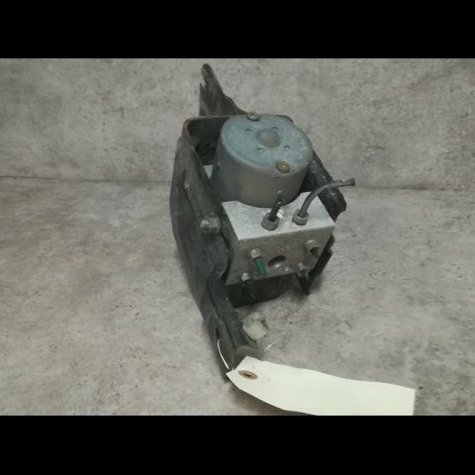 Unité hydraulique ABS occasion RENAULT CLIO II Phase 1 03-1998->06-2001 1.4i 8v 75ch 7701050132 1