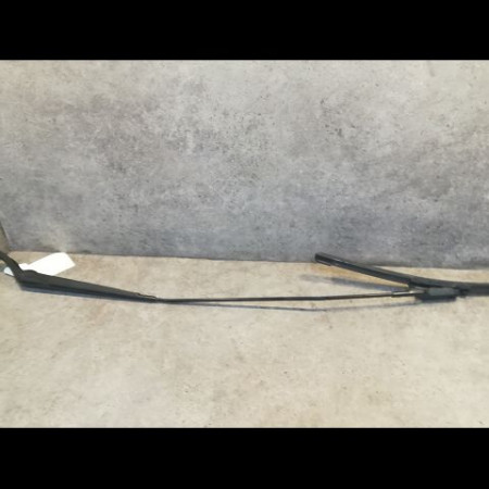 Bras essuie-glace avant droit occasion PEUGEOT PARTNER II Phase 1 05-2008->03-2012 1.6 HDI 75ch 6429FG