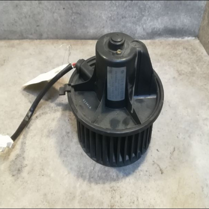 Ventilateur de chauffage occasion VOLKSWAGEN TRANSPORTER IV Phase 1 09-1990->03-1996 1.9 D 357820021 1