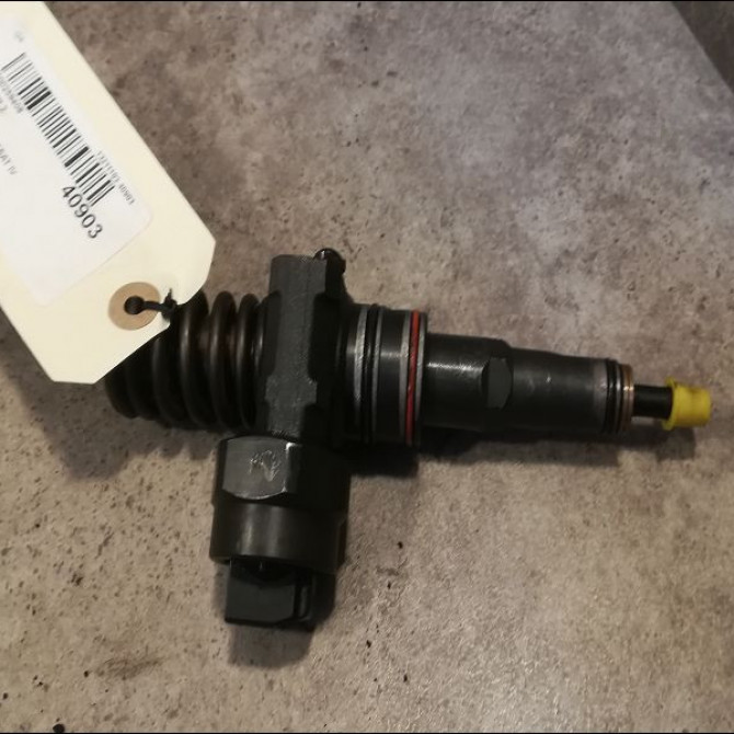 occasion VOLKSWAGEN PASSAT IV Phase 2 10-2000->03-2005 1.9 TDI 100ch 38130073AJ 1