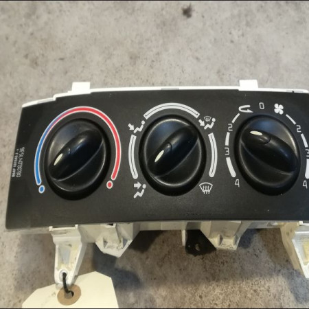 Commande de chauffage occasion RENAULT MEGANE I Phase 2 03-1999->06-2003 1.4 16v 7701209442