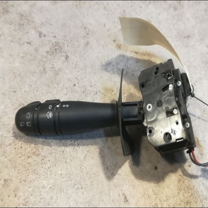 Commande clignotant occasion RENAULT MEGANE I Phase 2 03-1999->06-2003 1.4 16v 7701047541 1