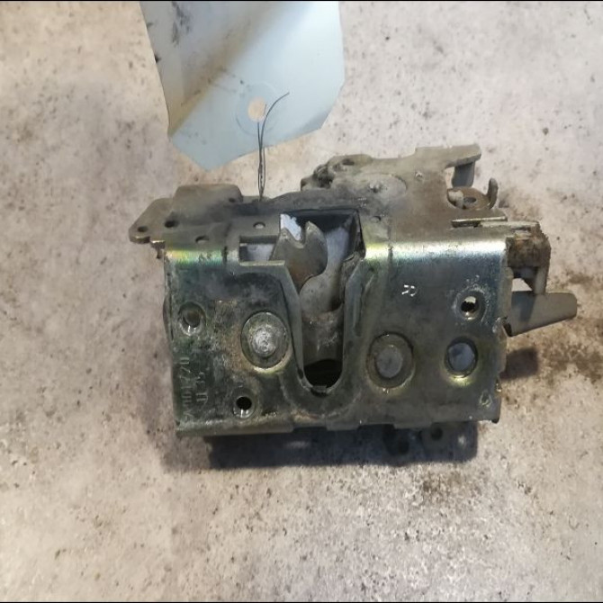 Serrure porte avd occasion MERCEDES VITO I Phase 1 04-1996->10-2003 108 CDI 6387200335 1