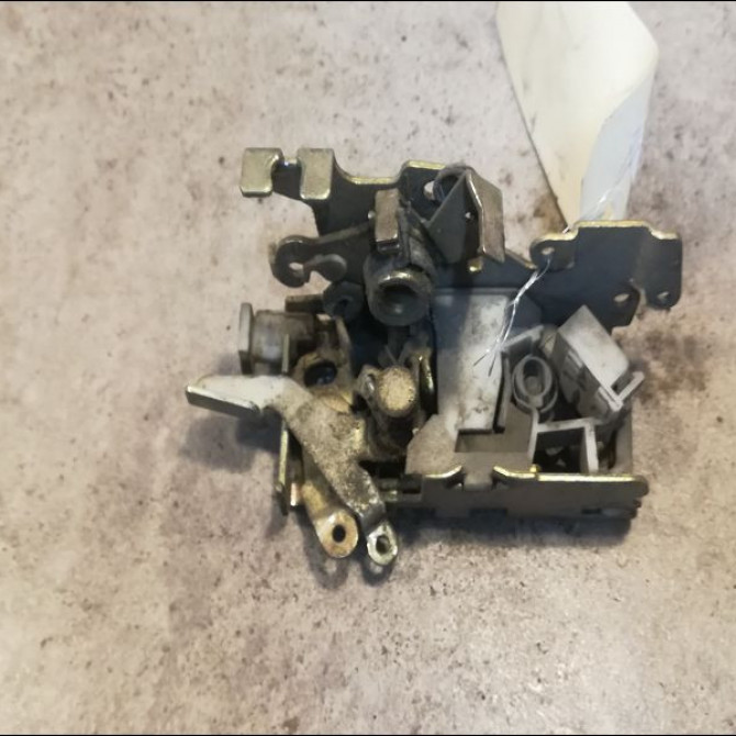 Serrure porte avd occasion MERCEDES VITO I Phase 1 04-1996->10-2003 108 CDI 6387200335 2