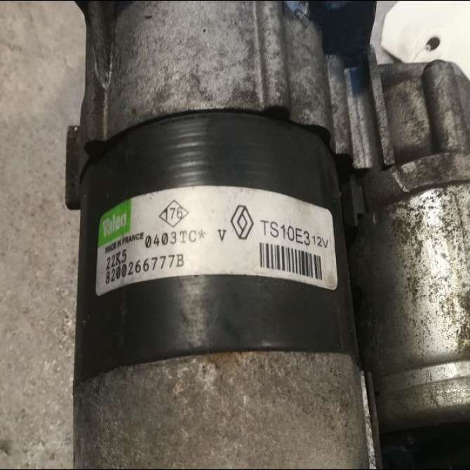 Démarreur occasion RENAULT SCENIC II Phase 1 03-2004->09-2006 1.6i 110ch 8200266777 3