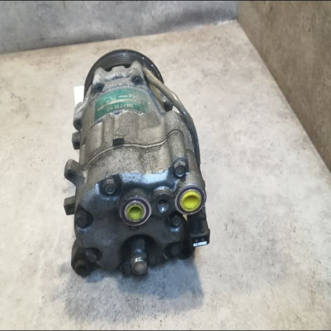 Compresseur air conditionne occasion VOLKSWAGEN POLO III Phase 1 10-1994->11-1999 1.6 6N0820803AX 2