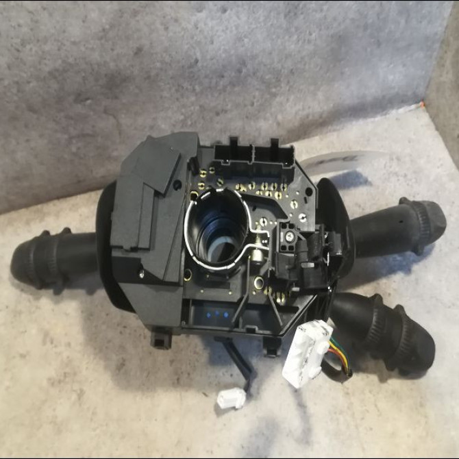 Bloc commodos occasion ALFA ROMEO 147 Phase 1 09-2000->09-2004 1.6 T S 120ch 735365510 4