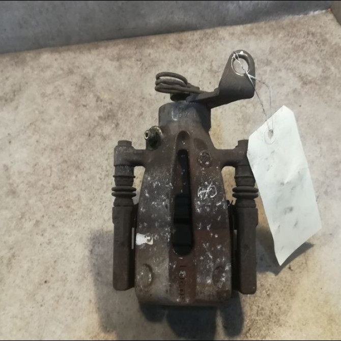 Etrier de frein arrière droit occasion ALFA ROMEO 147 Phase 1 09-2000->09-2004 1.6 T S 120ch 77364540 1