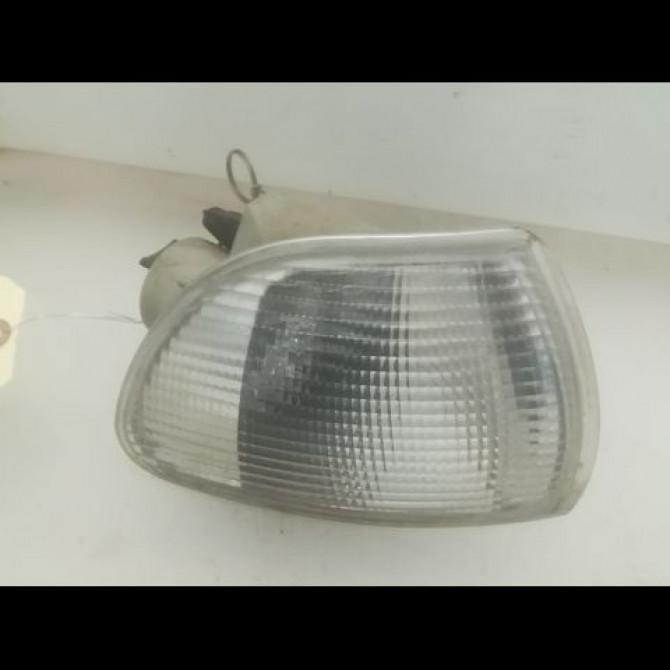 Clignotant droit occasion FIAT PALIO Phase 1 WEEKEND 03-1998->12-2002 1.2i 75ch 1