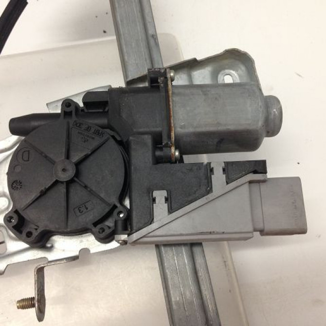 Mecanisme + moteur lève-glace avant droit occasion CITROEN C3 PLURIEL I Phase 1 04-2003->09-2008 1.4 HDi 00009222N9 2