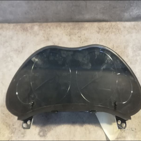 Compteur occasion TOYOTA AVENSIS I Phase 2 09-2000->05-2003 2.0 D-4D 8380005630