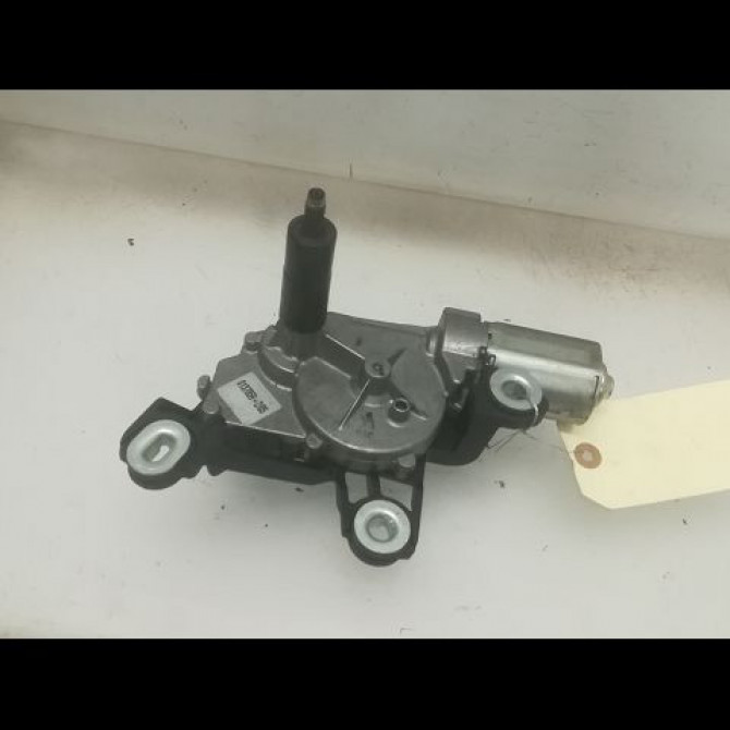 Moteur essuie-glace arrière occasion VOLKSWAGEN FOX Phase 1 06-2005->09-2011 1.4 TDI 70ch 5Z6955711A 1