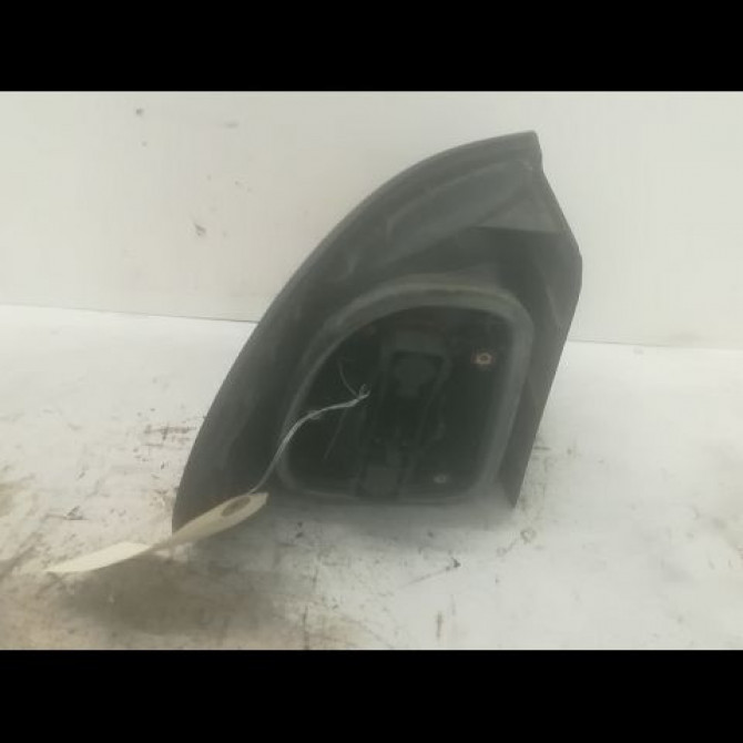 Feu arrière droit occasion RENAULT LAGUNA I Phase 1 01-1994->04-1998 2.2 D 7701038274 2