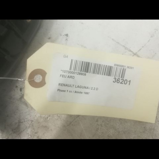 Feu arrière droit occasion RENAULT LAGUNA I Phase 1 01-1994->04-1998 2.2 D 7701038274 3
