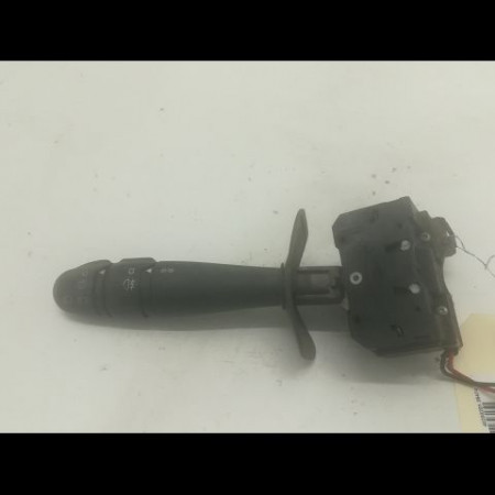 Commande clignotant occasion RENAULT MEGANE I Phase 2 03-1999->06-2003 1.4 16v 7701047541