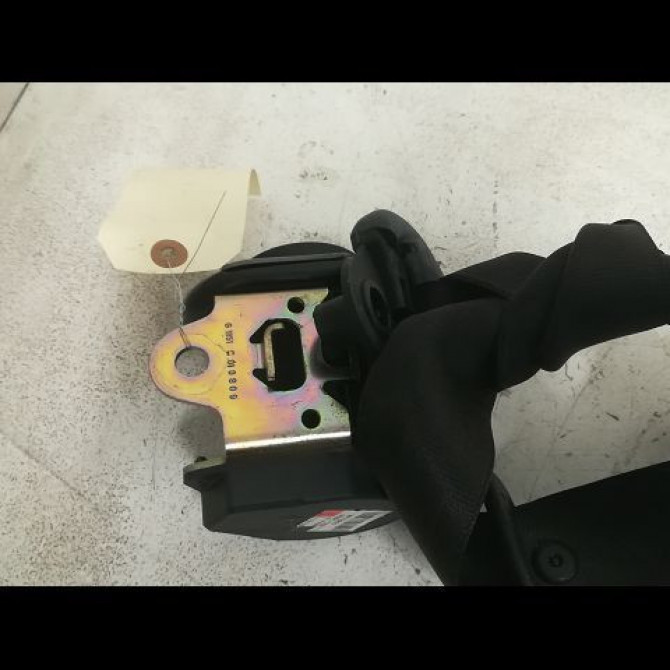 Ceinture avant droite occasion AUDI A2 Phase 1 07-2000->12-2005 1.4 TDI 75ch 8Z1857706V04 3