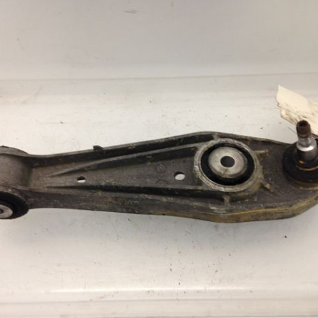 <span class="tt">Triangle inf avd occasion  </span><span class="designation"> </span>