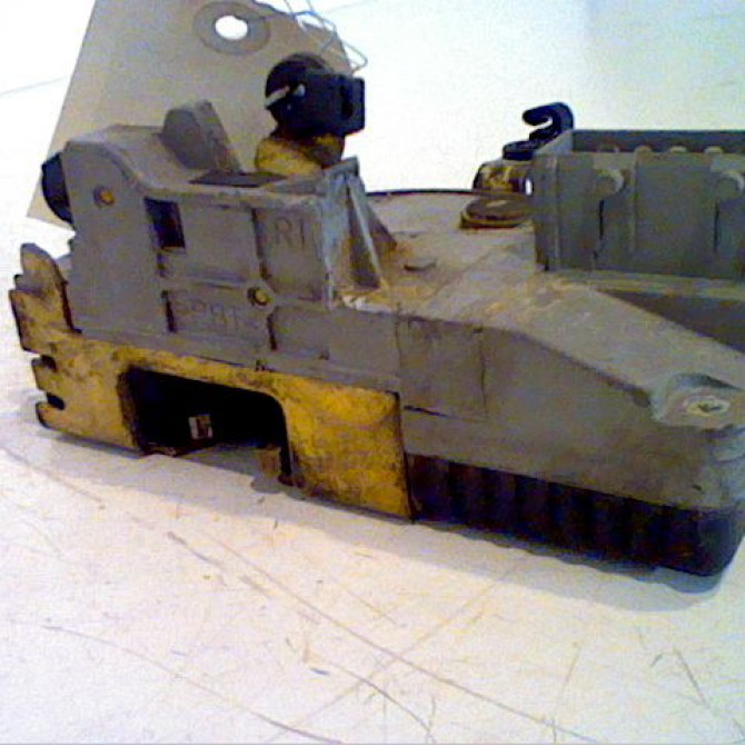 Serrure porte avd occasion PEUGEOT 406 Phase 1 10-1995->04-1999 9136J6 2