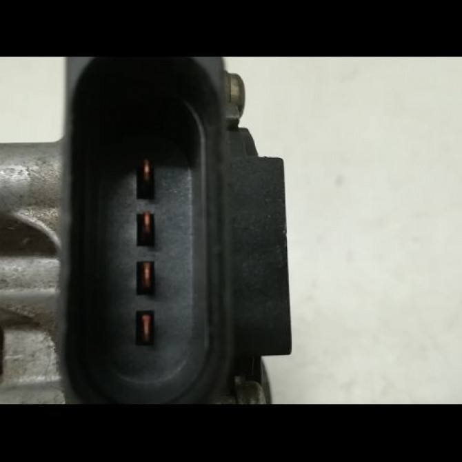 Moteur essuie-glace arrière occasion AUDI A4 II Phase 1 01-2001->11-2004 1.9 TDi 101ch 3