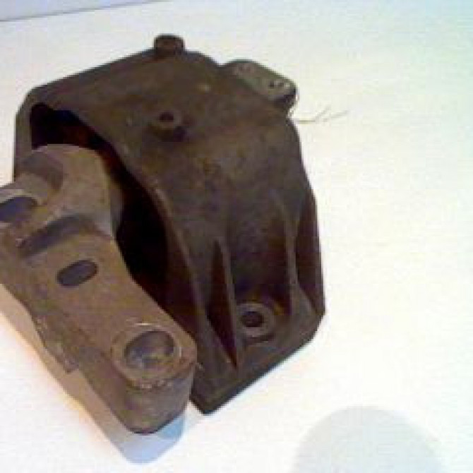 Support boite de vitesse occasion AUDI TT I Phase 1 10-1998->09-2006 1