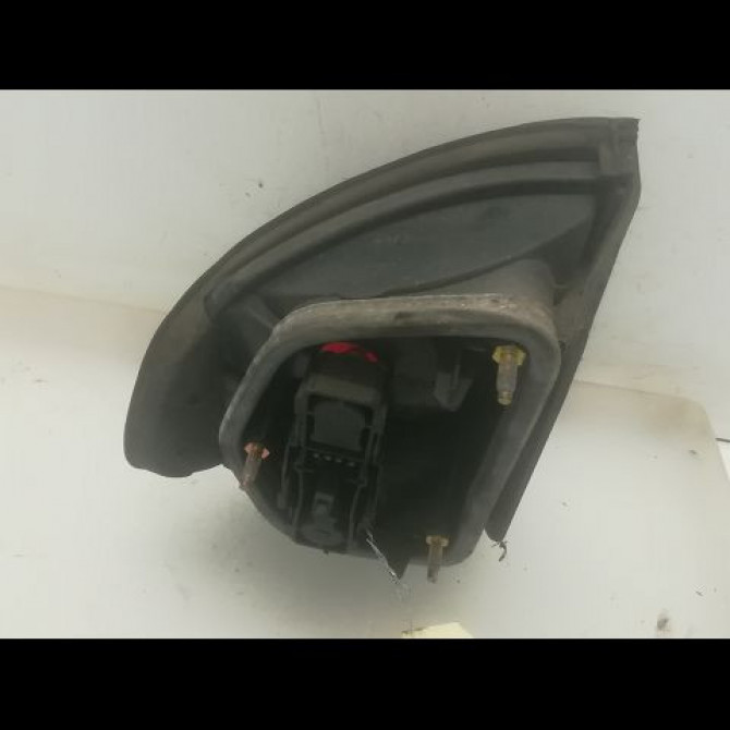 Feu arrière droit occasion RENAULT SAFRANE Phase 1 04-1992->09-1996 2.1 DT 7701035700 2