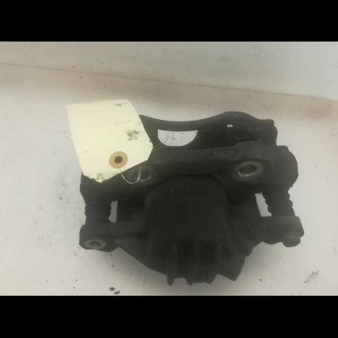 Etrier de frein avant gauche occasion PEUGEOT 206 206 phase 1 SW 2002-06-01->2006-12-31 1.6i 109ch 2